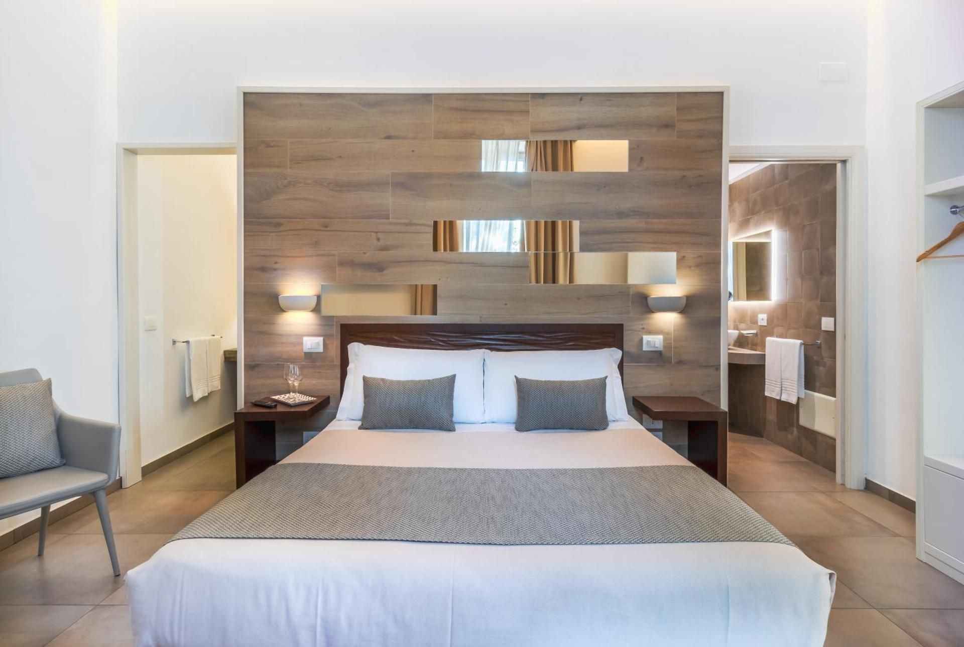 Suite with Spa Bath