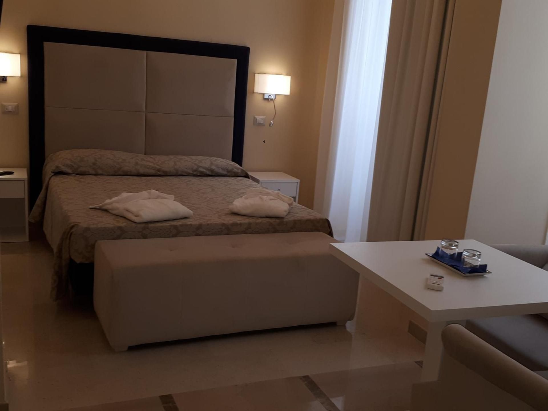 Junior Suite with Spa Bath