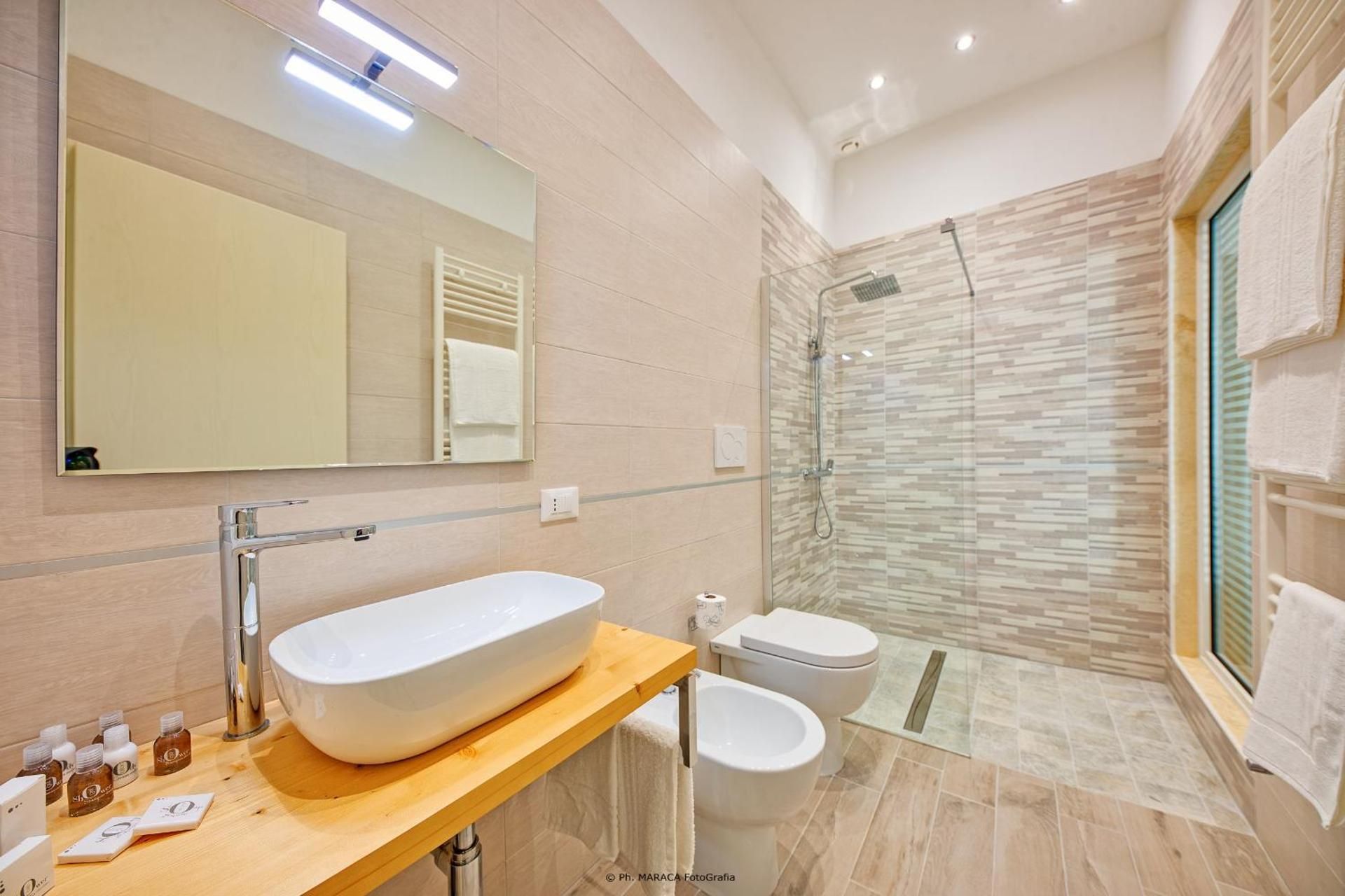 Triple Room with Garden View