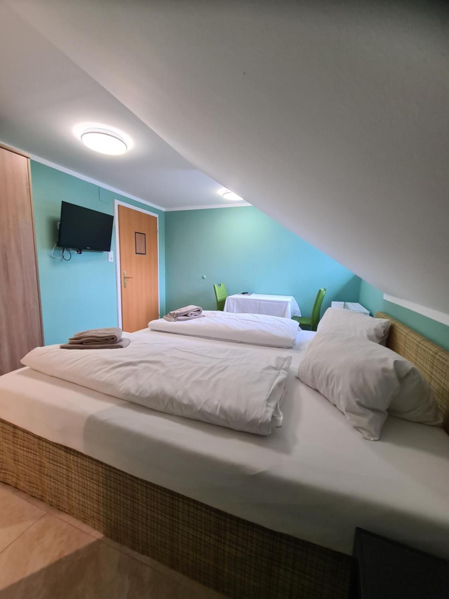 Double Room with Lake View