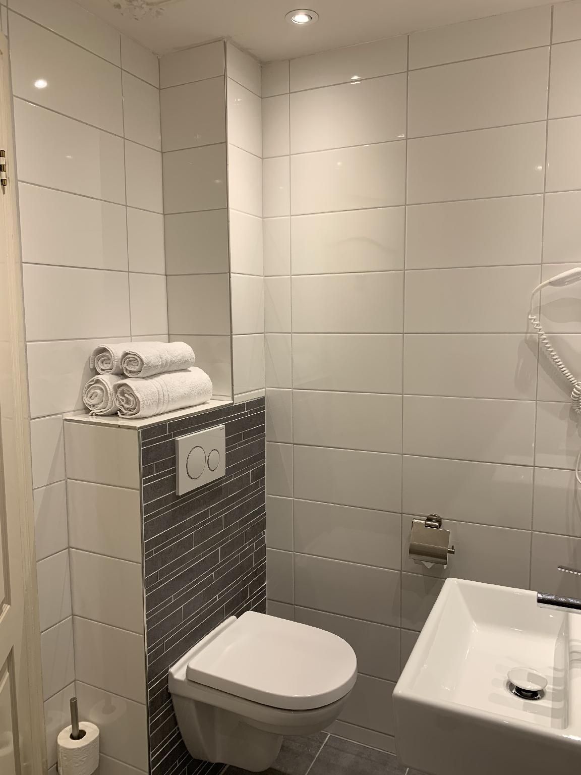 Hotel Grand Canal Comfort Double Room 3