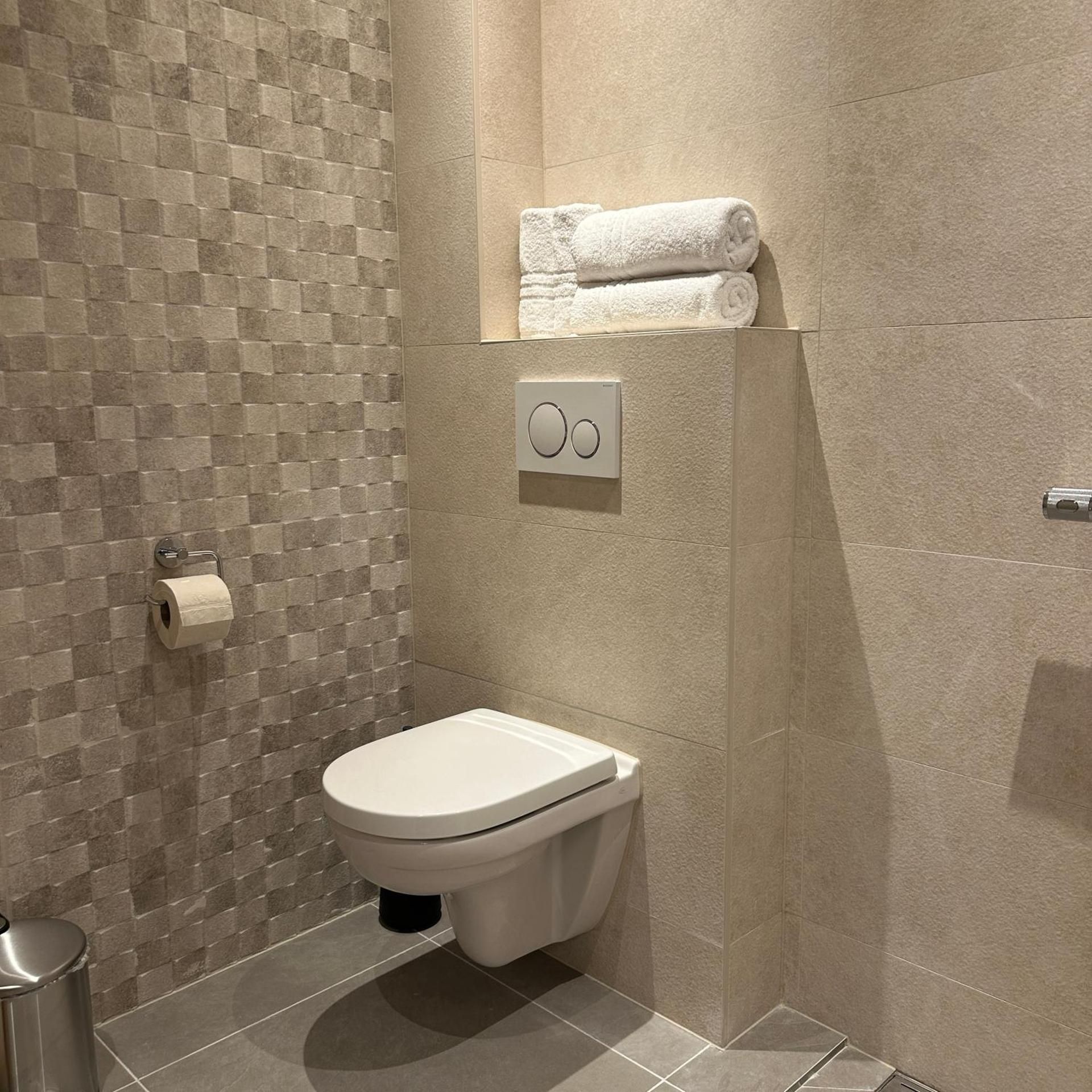 Studio with Balcony - Annex