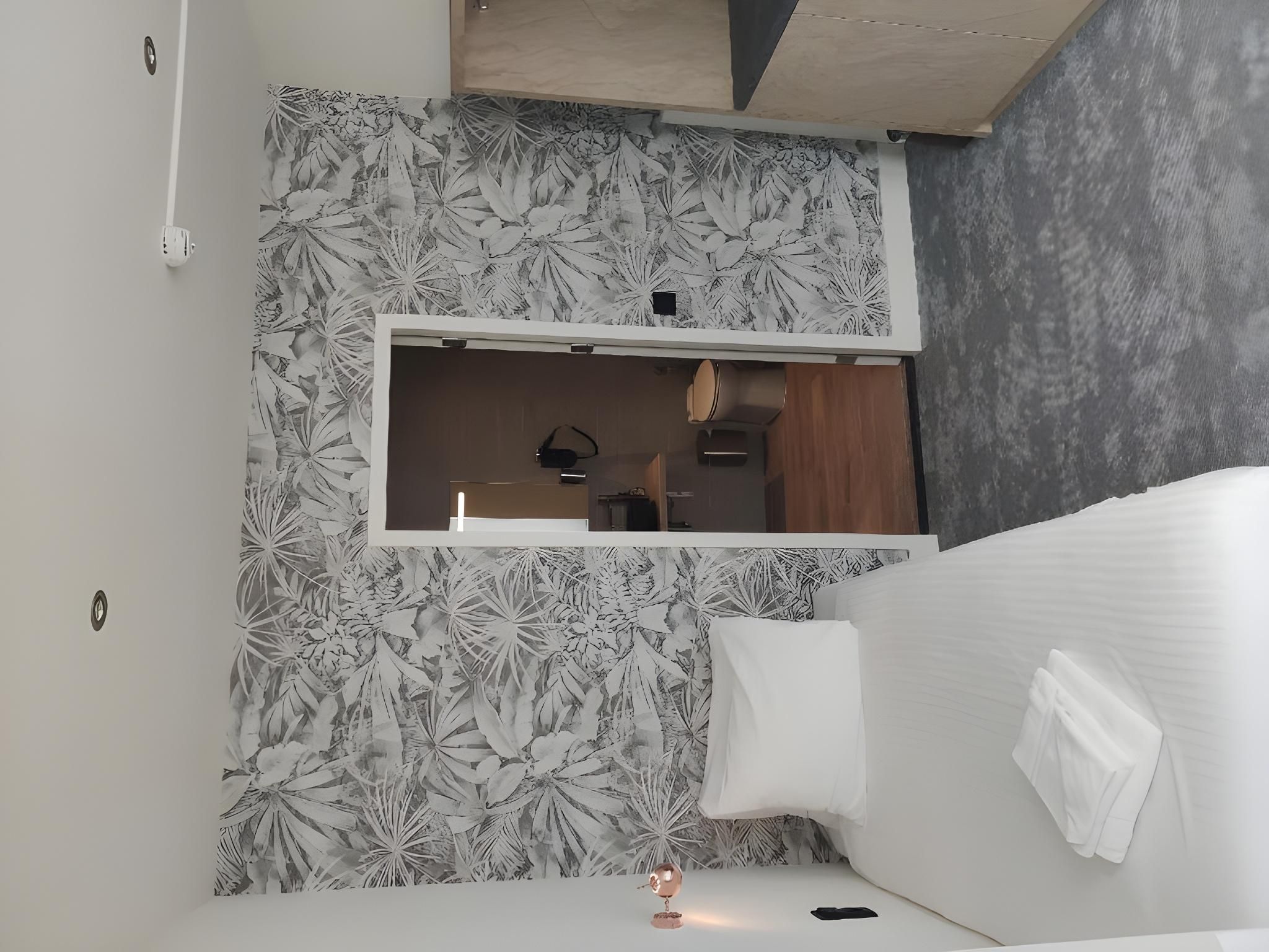 SINGLE Single Standard Room