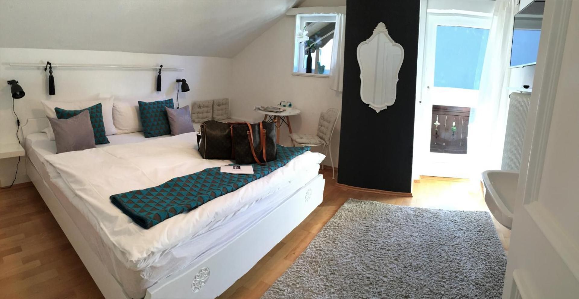 Double Room With Additional Single Room