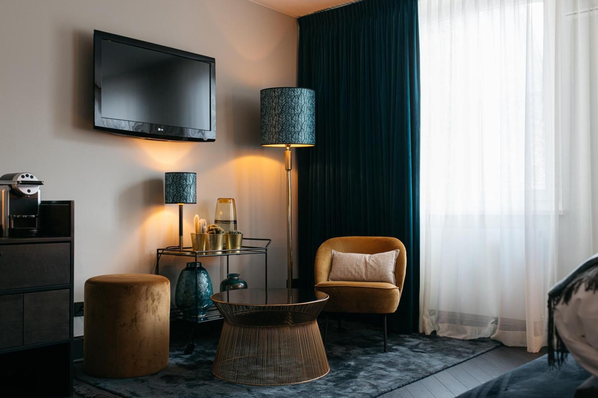 Hotel Britannique Superior King Room 3