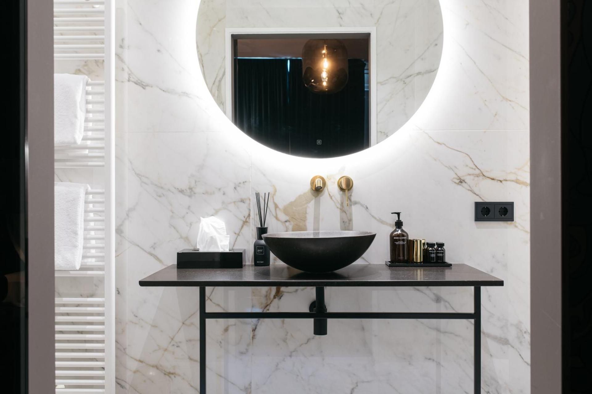 Hotel Britannique Superior King Room 2