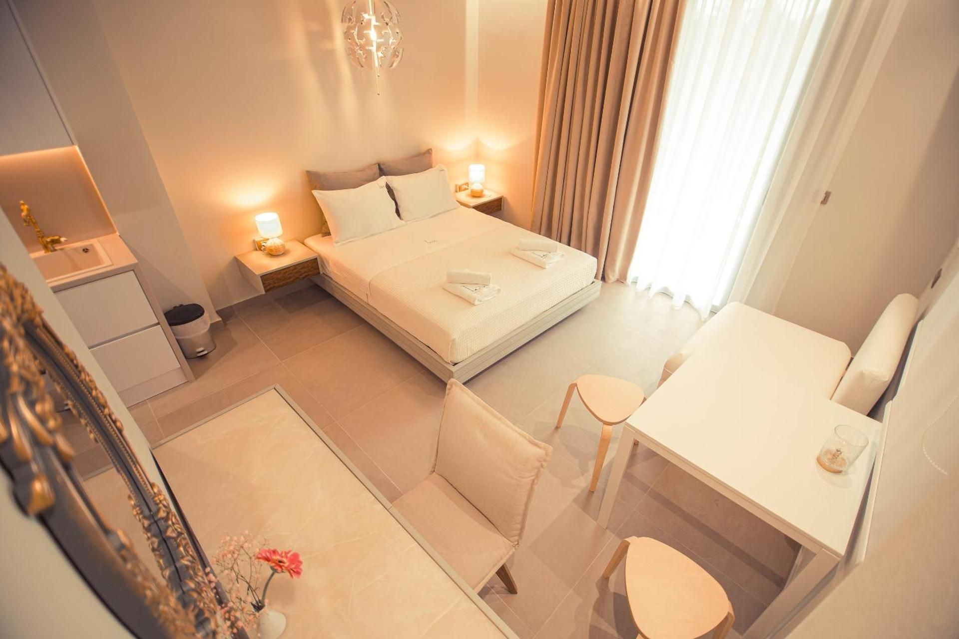 Suite with Garden View