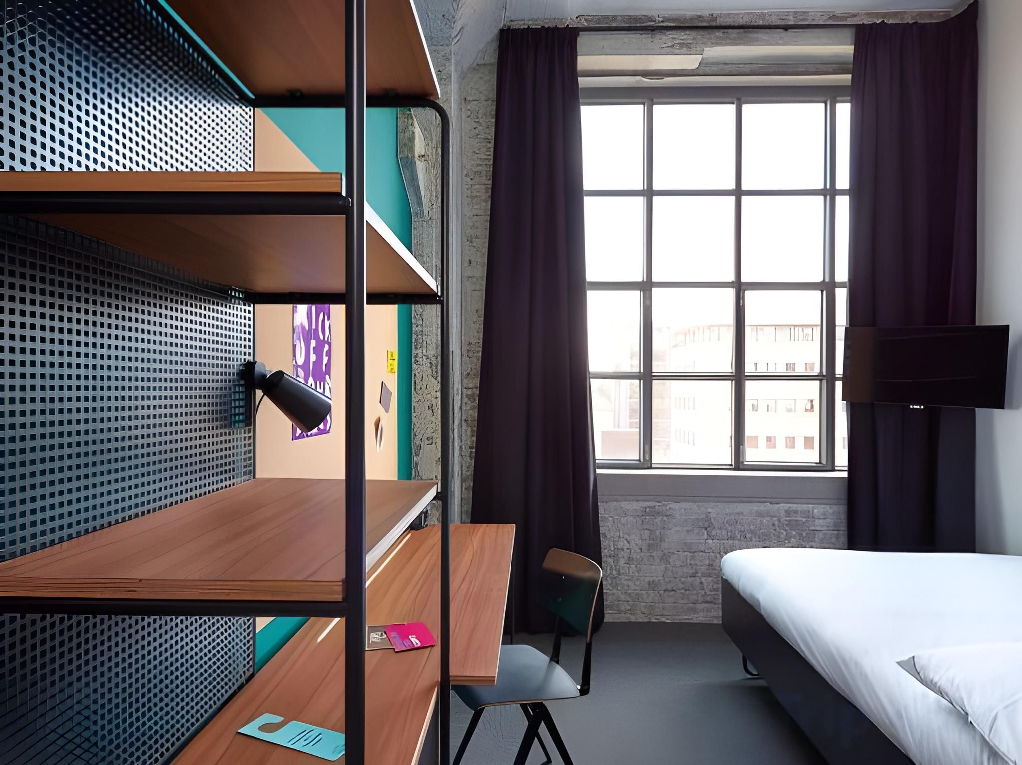 Executive Queen Room