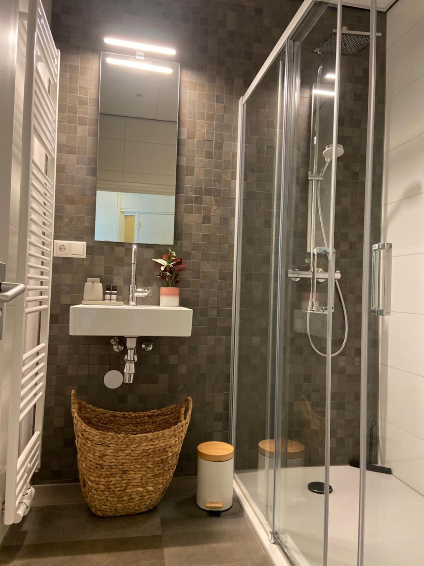 Superior Apartment with City View