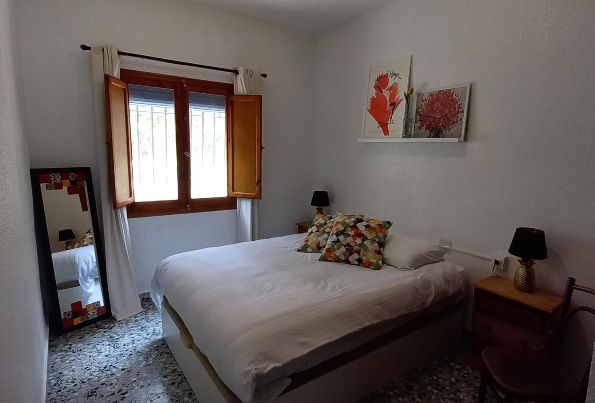 Double Room with Shared Bathroom
