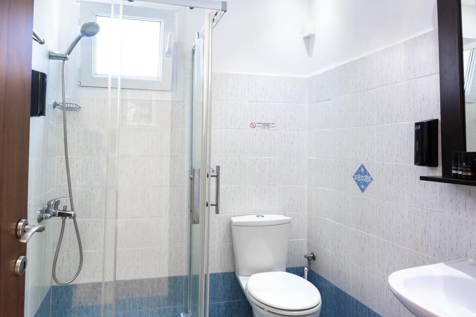 Triple Room with Shower