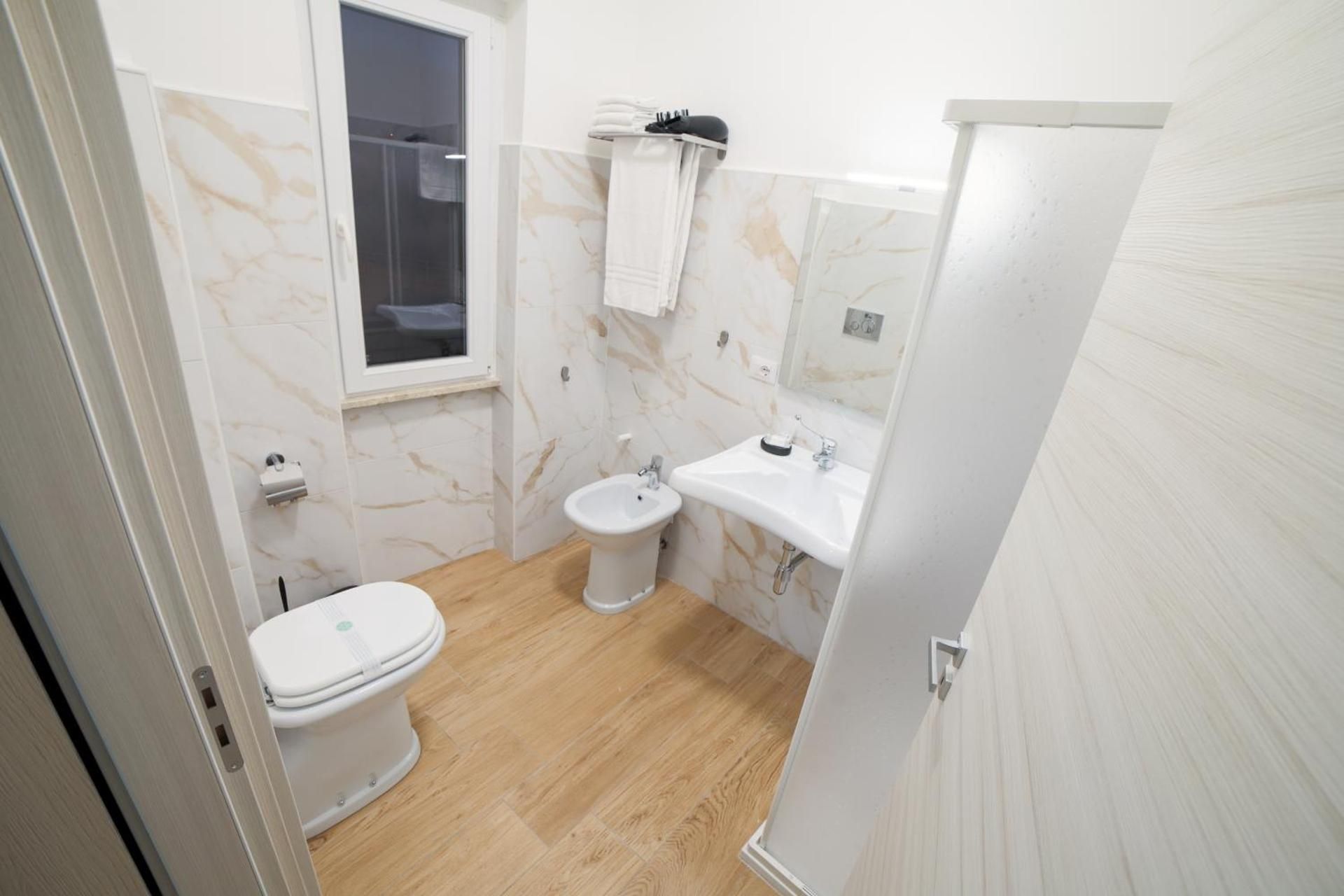 Triple Room with Private Bathroom