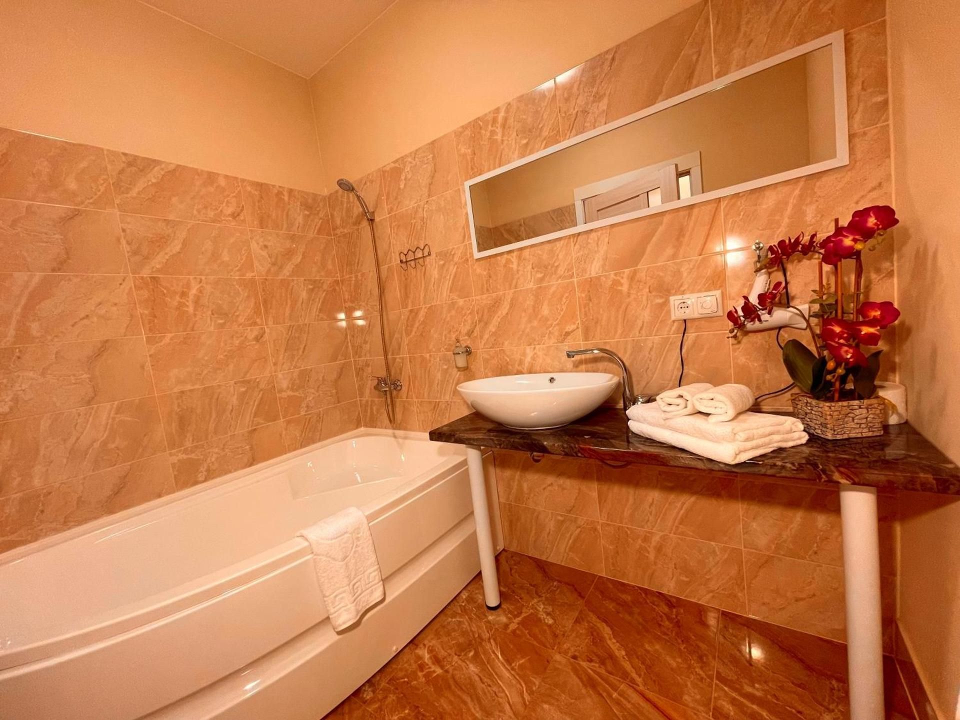 Premium Quadruple Room with Spa Package