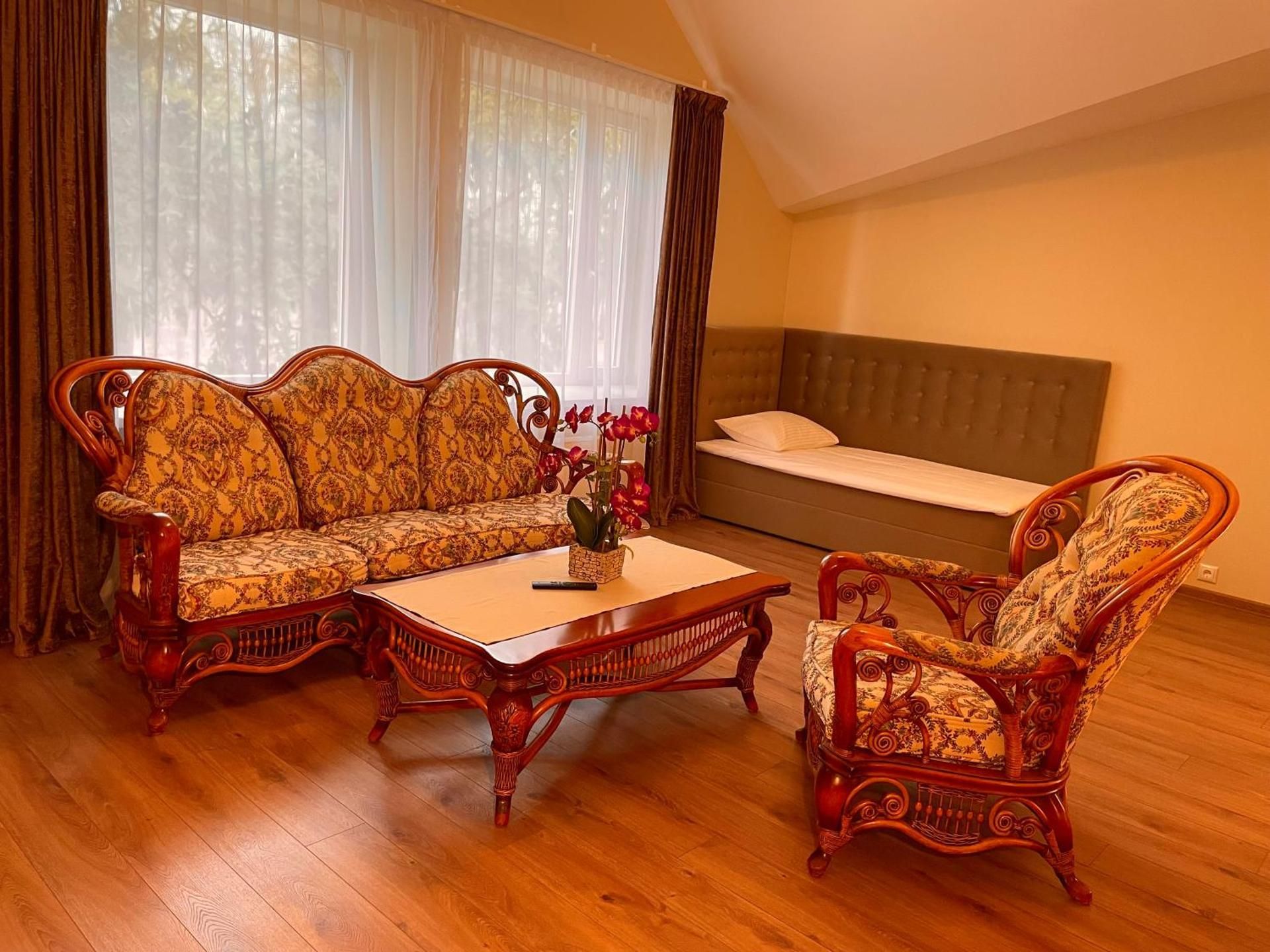 Superior Triple Room with Spa Package