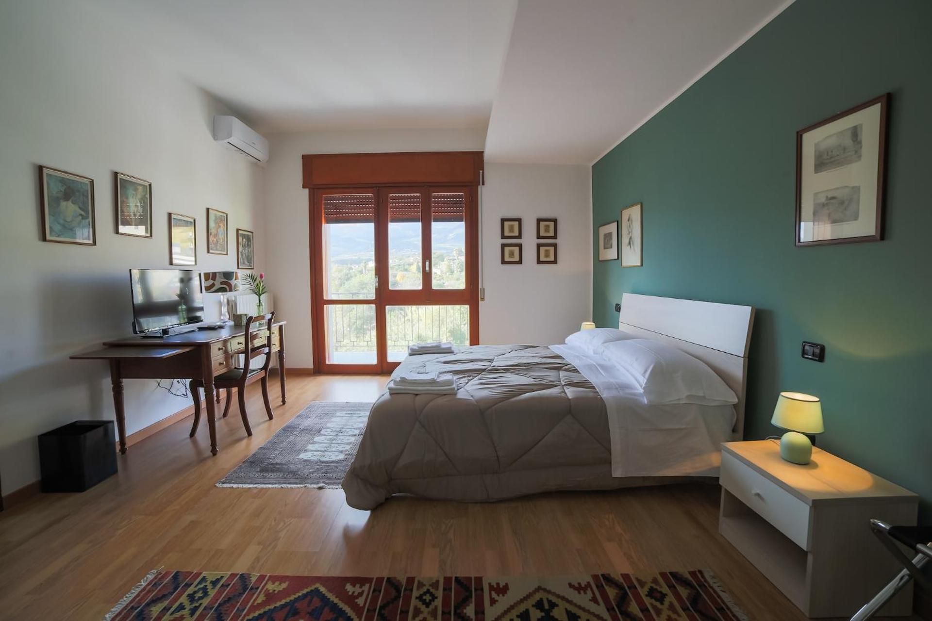 Triple Room with Private Bathroom