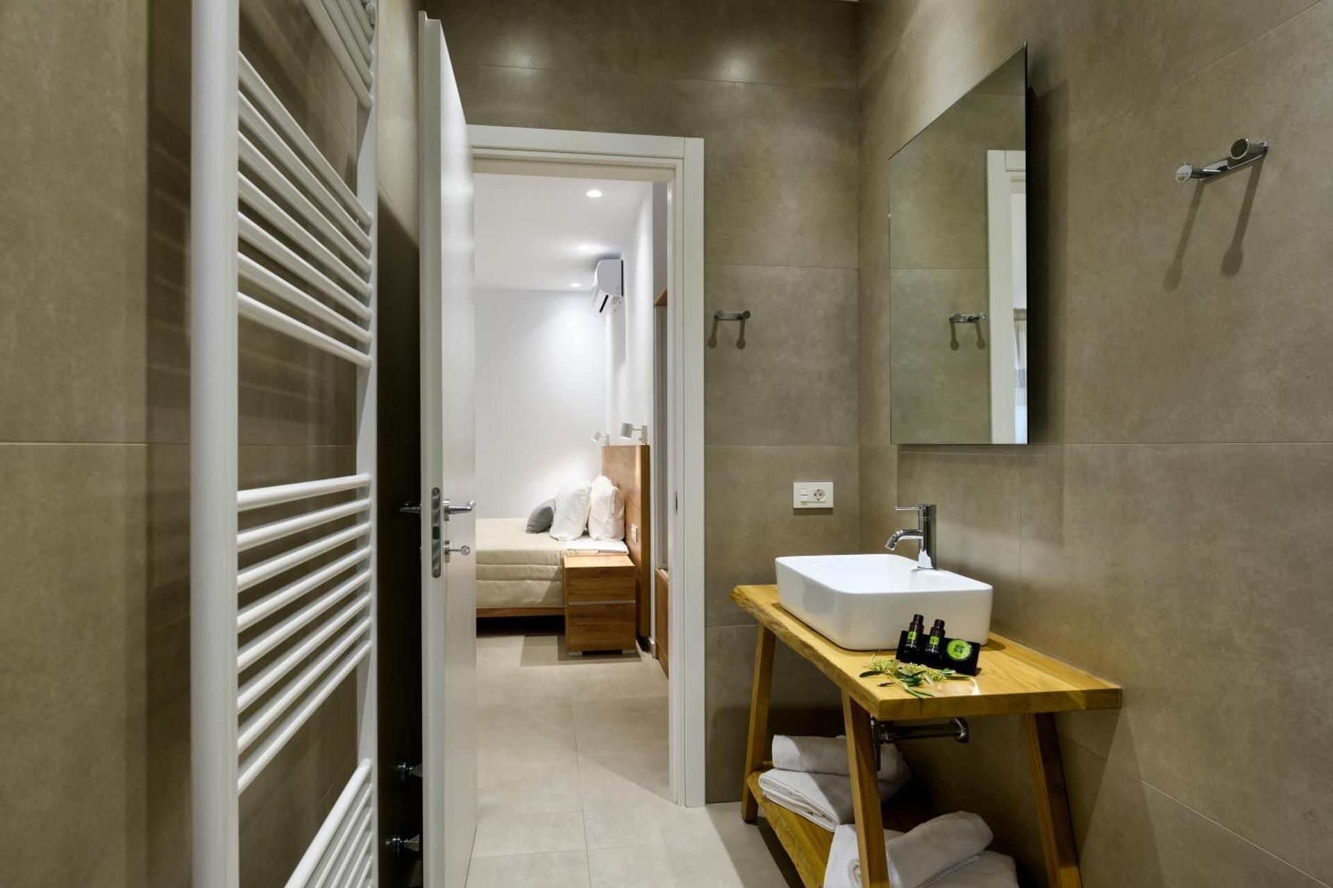 Deluxe Suite with Sea View