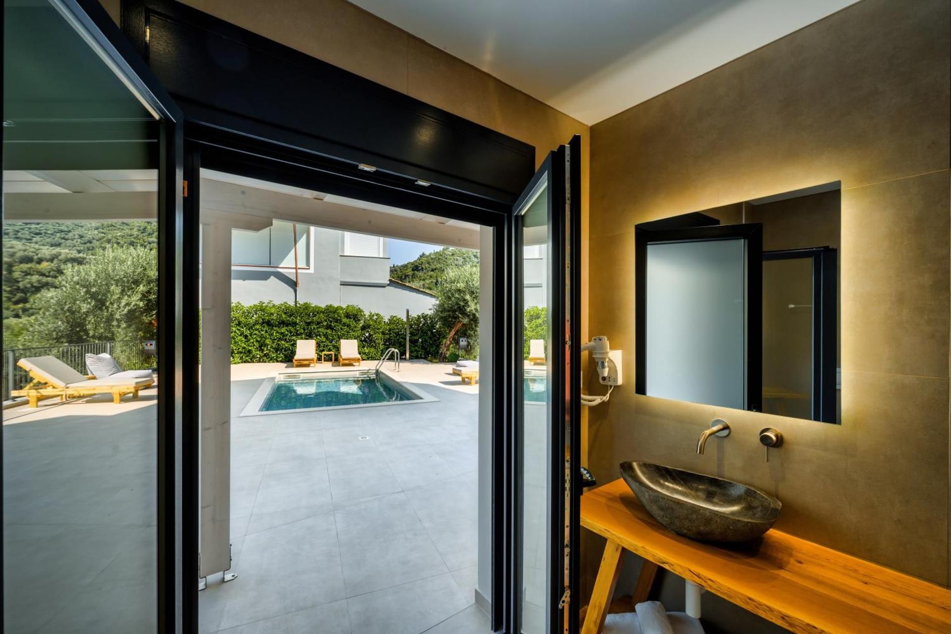 Suite with Private Pool