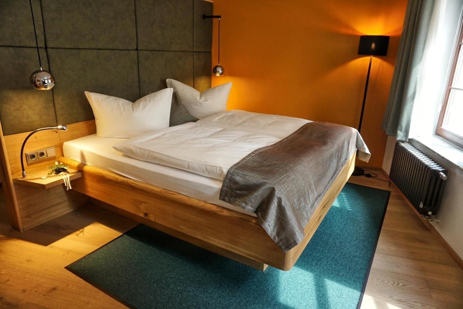 Deluxe Double Room with Bath
