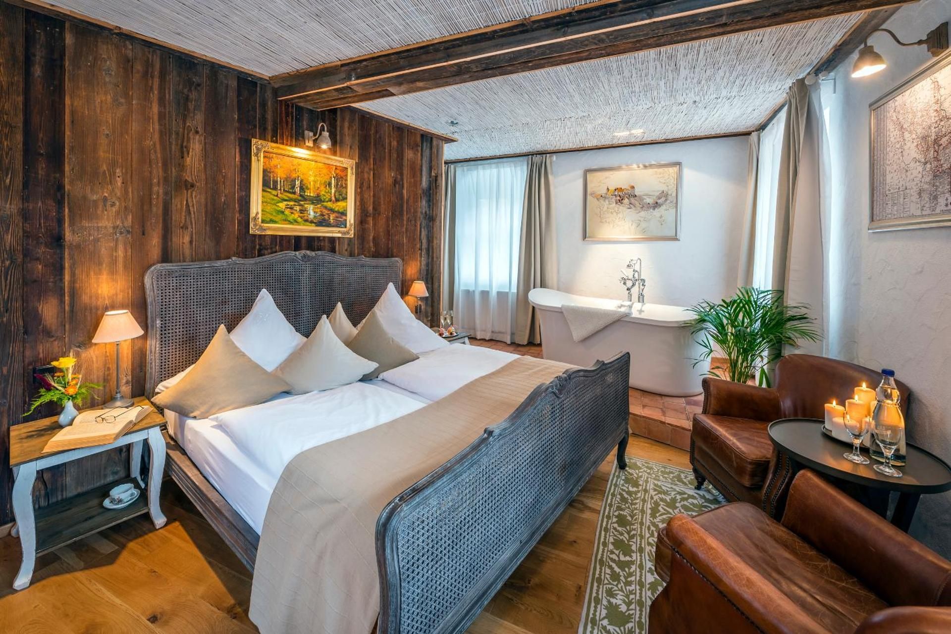 Double Room with Spa Bath