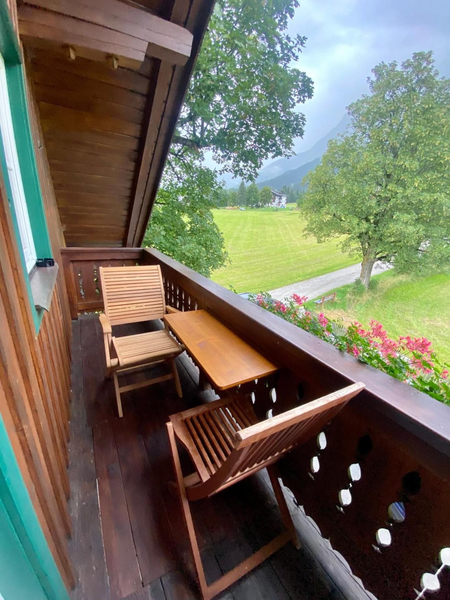 Studio with Mountain View