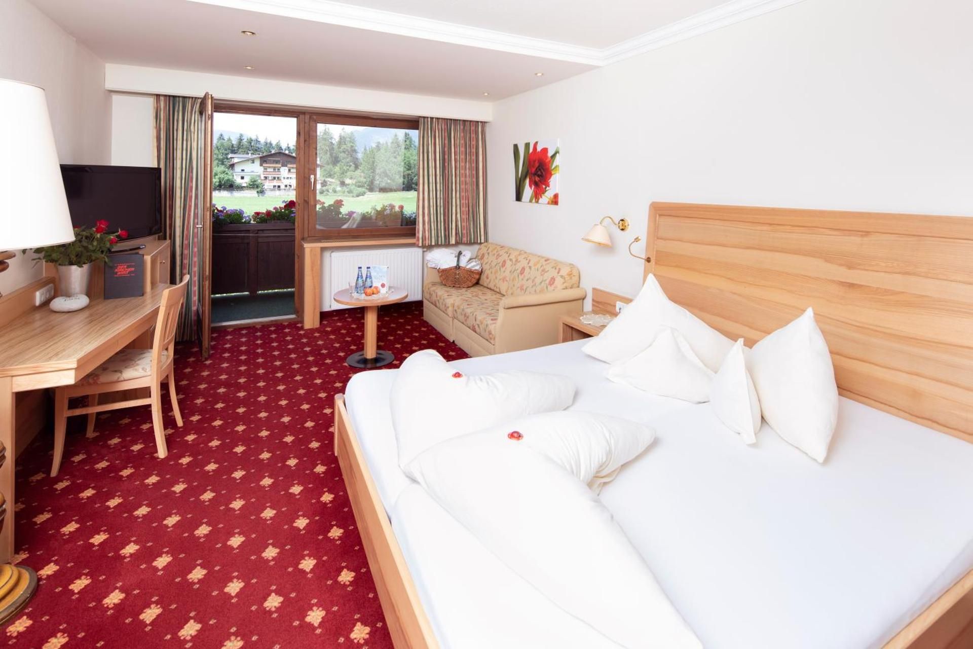 Double Room with Mountain View