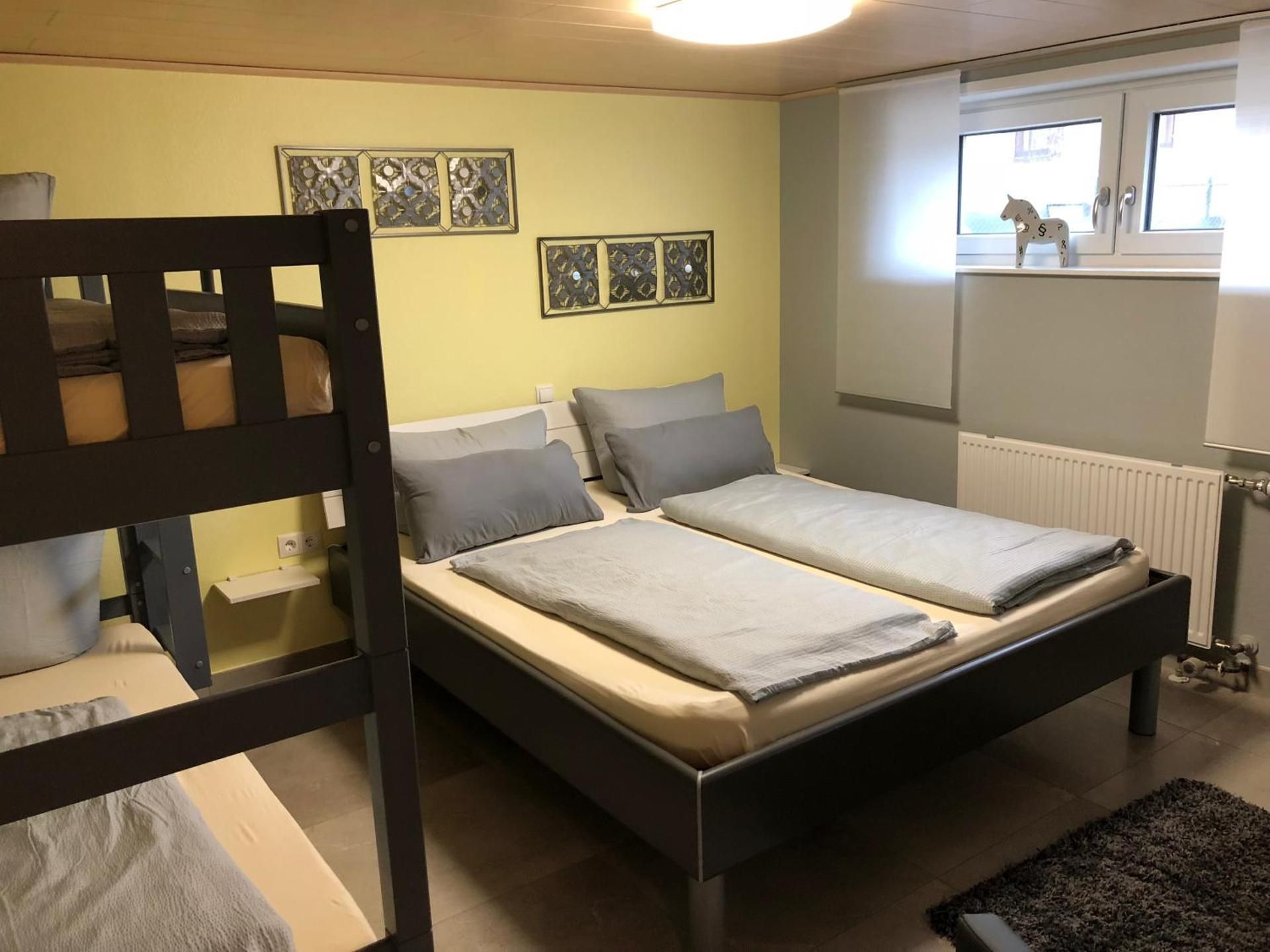 Familienzimmer Nr. 2 im Untergeschoss
