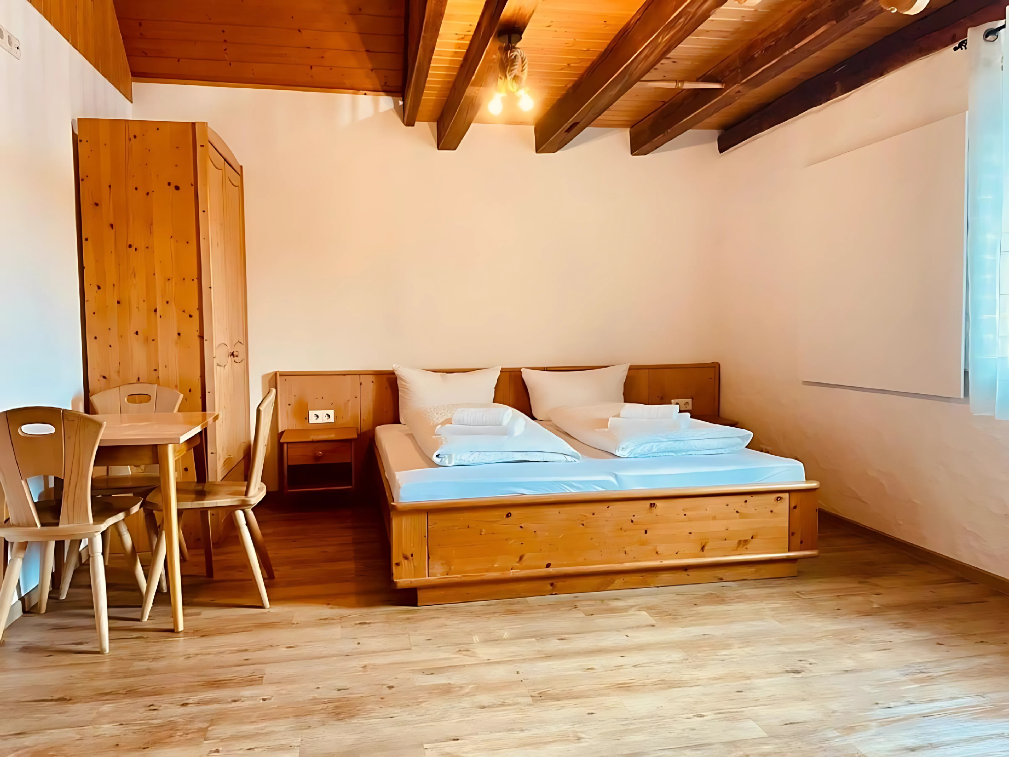 Vierbettzimmer-Eigenes Badezimmer