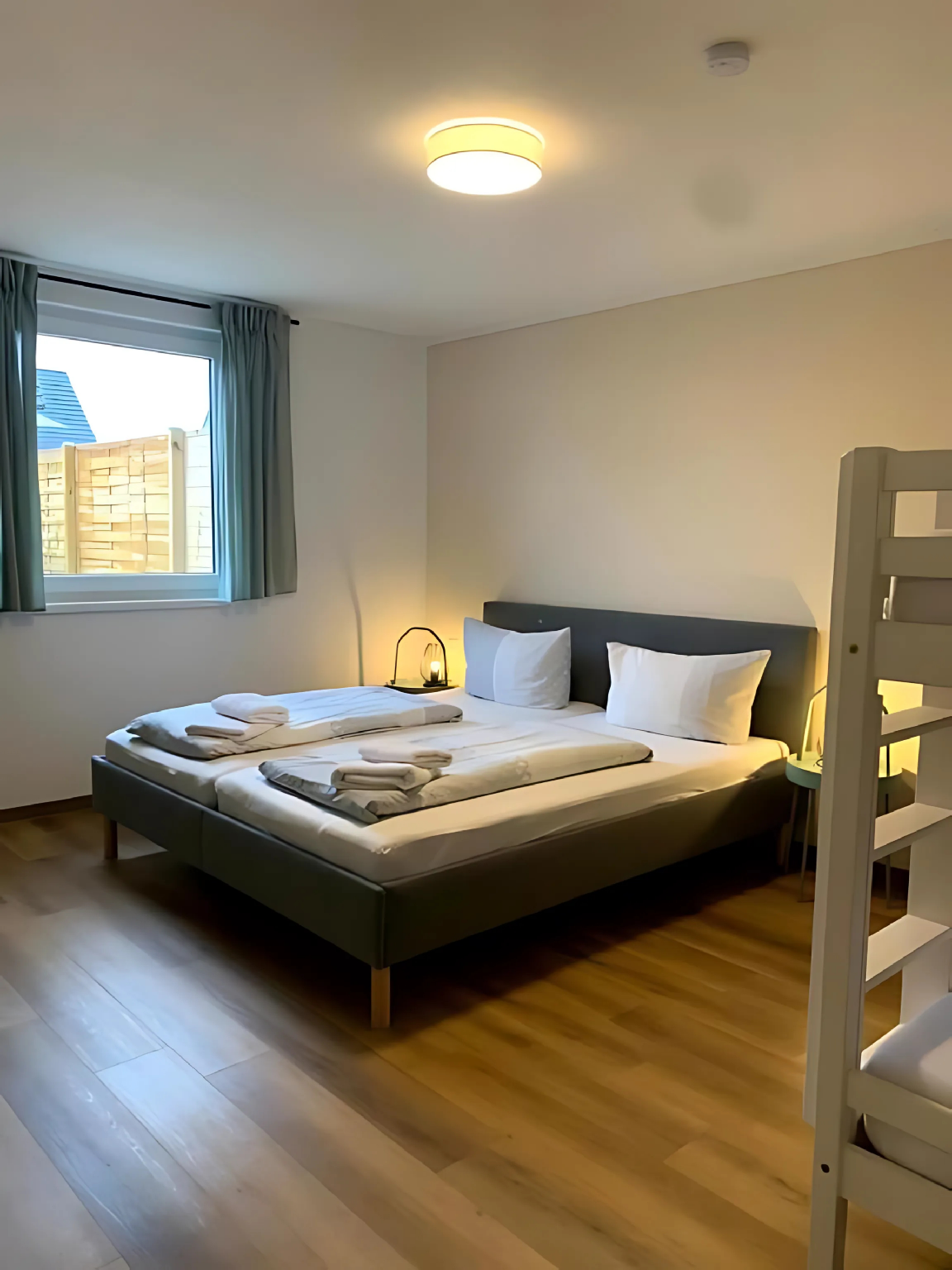 Ferienwohnung-Gartenblick-Eigenes Badezimmer-3