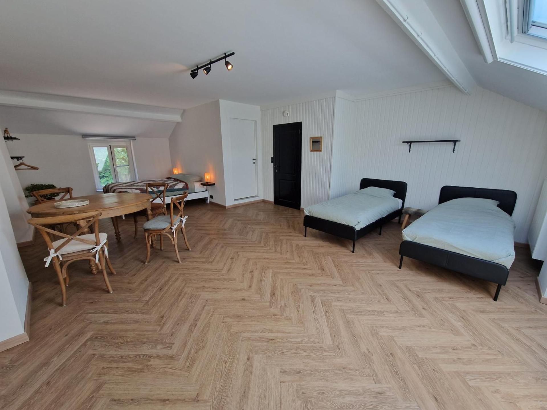 Quadruple Room with Private Bathroom