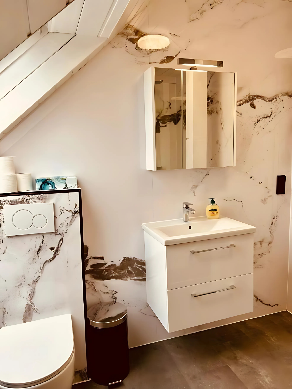 Apartment mit 3 Schlafzimmern und Balkon