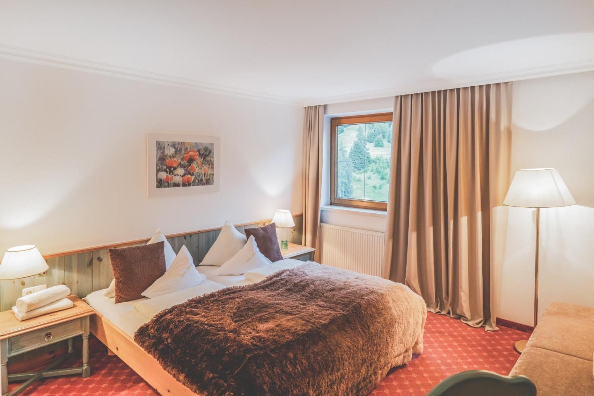 Large Double or Twin Room