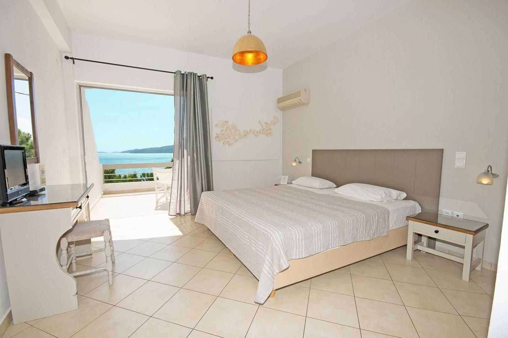 Studio with Sea View (2 Adults)