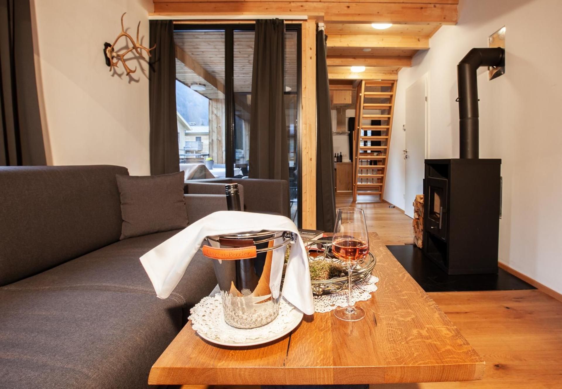 Deluxe Apartment A