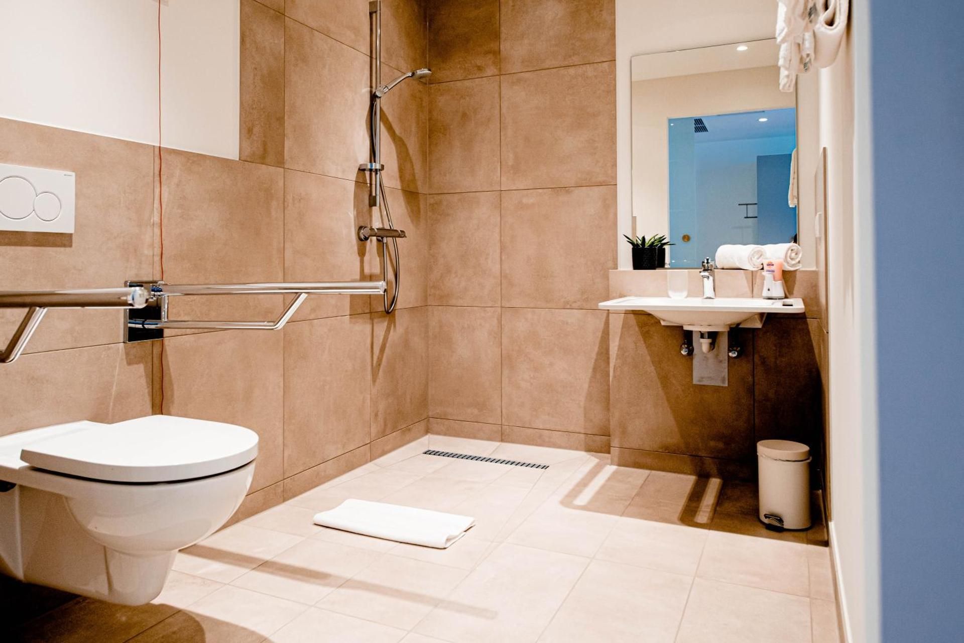 Double Room - Disability Access