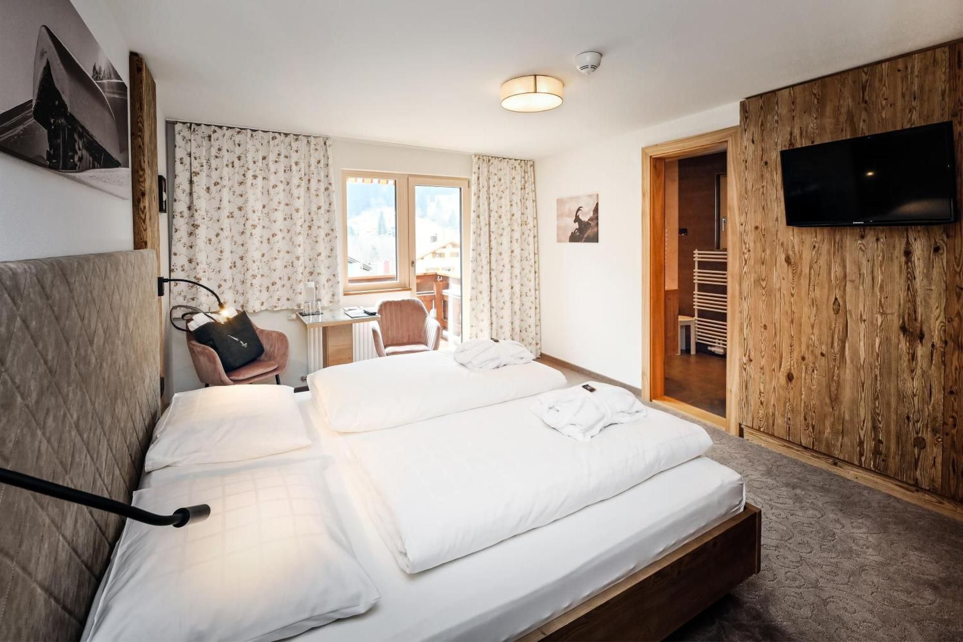 Double Room with Balcony