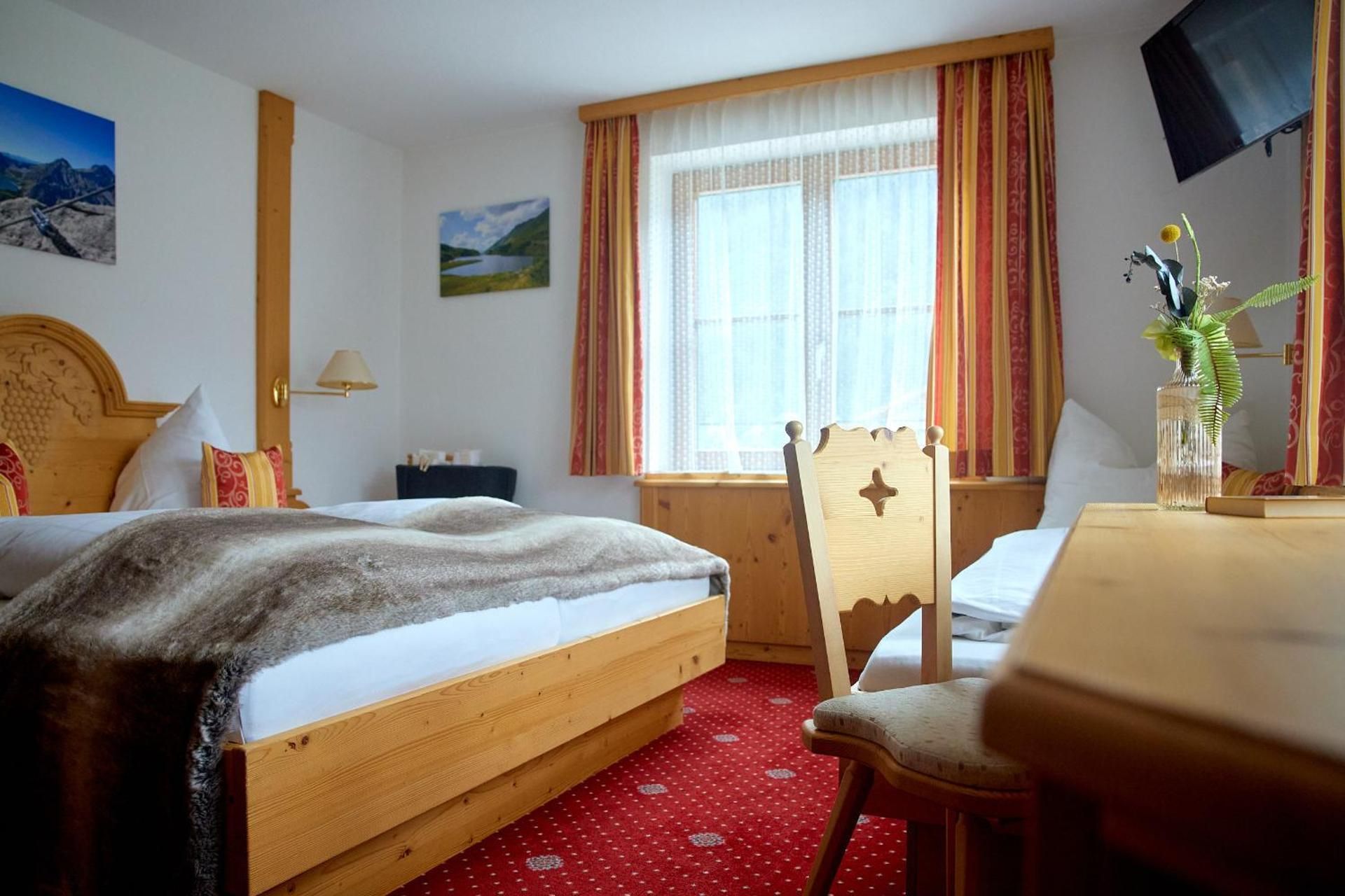 Comfort Triple Room with Shower