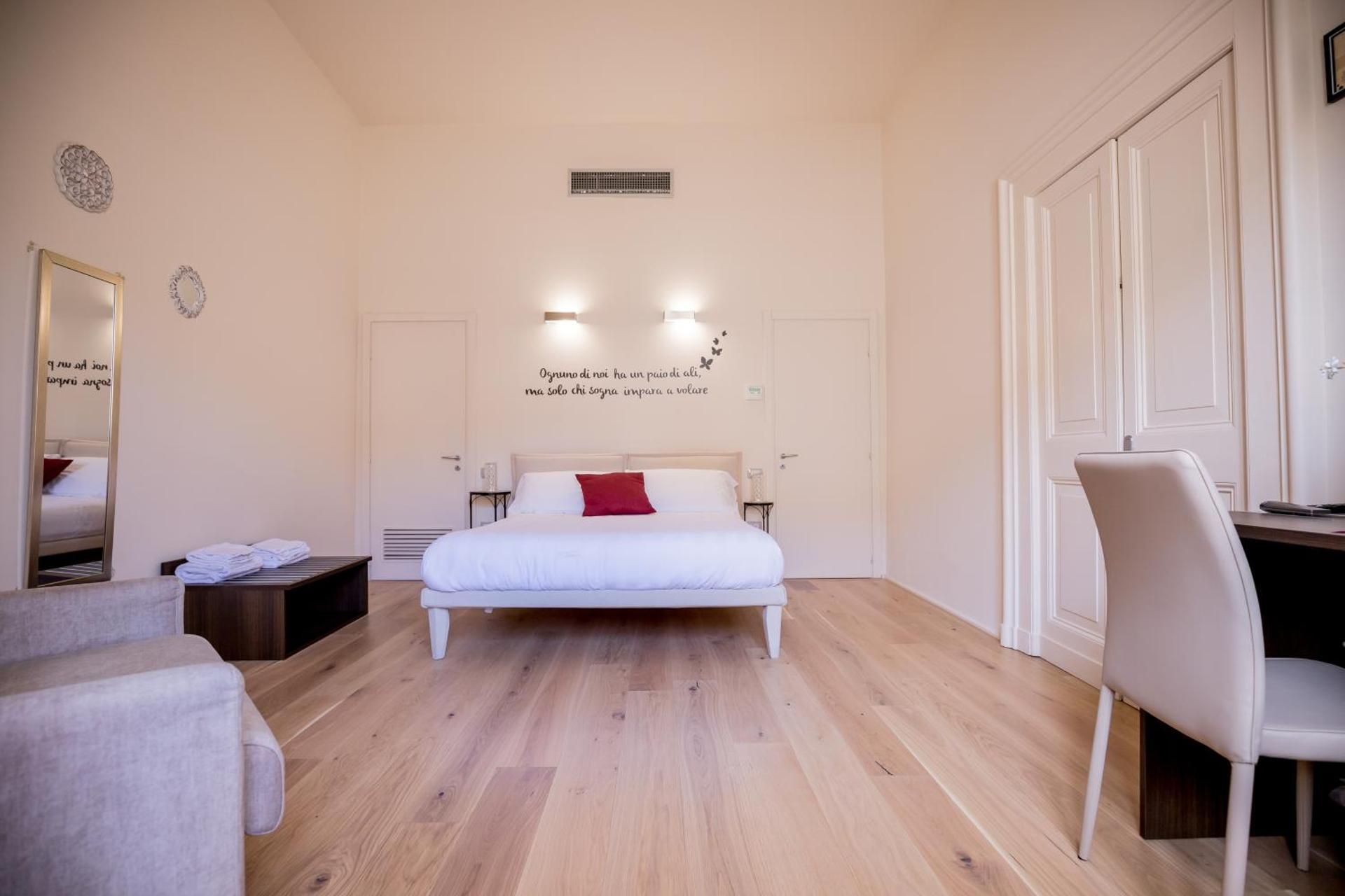 La Torre Rooms