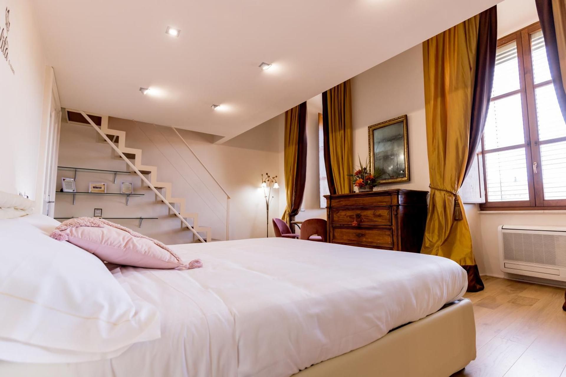 Deluxe Double Room with Extra Bed