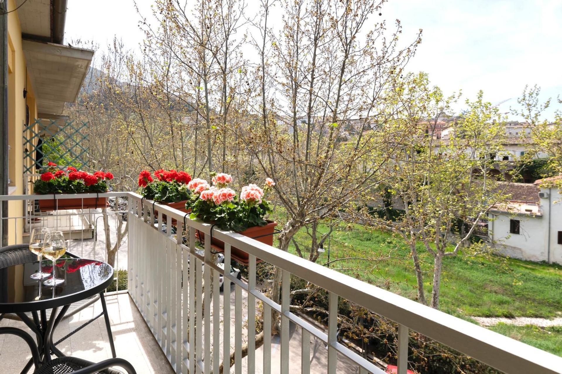 One-Bedroom Apartment with Terrace