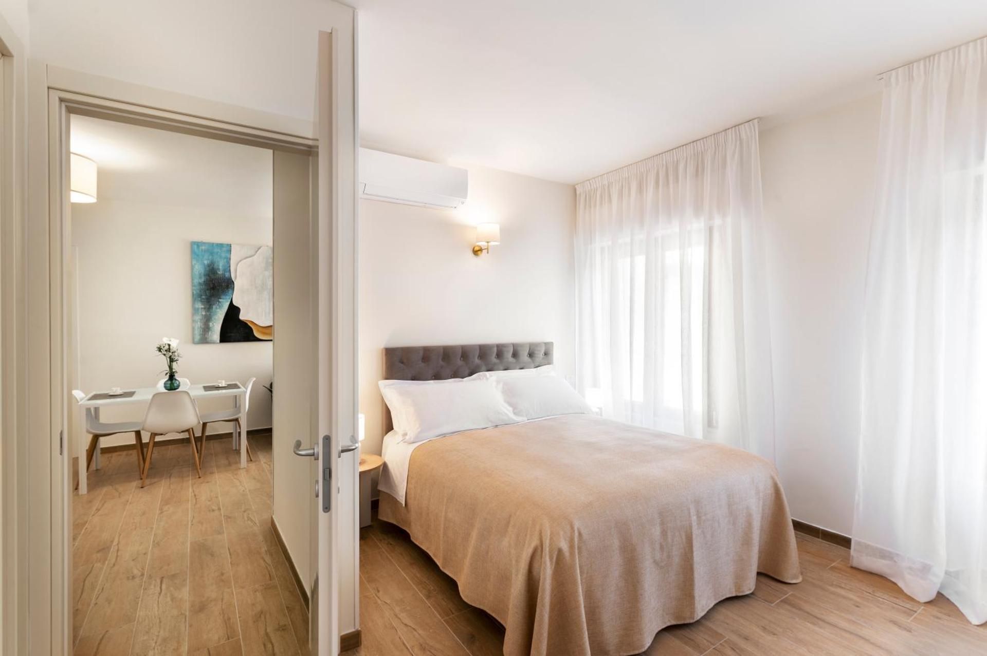 One-Bedroom Standard Apartment