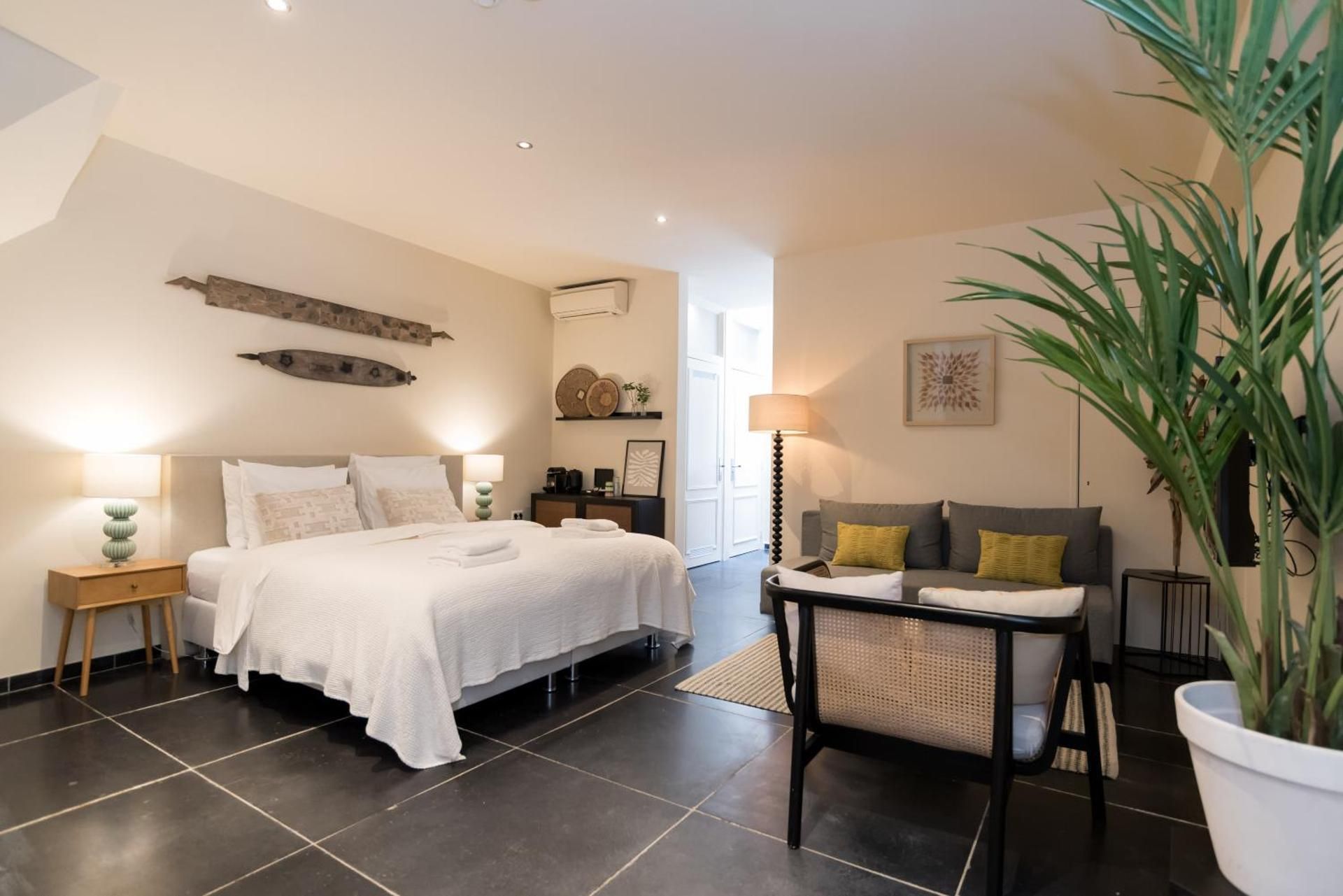 Triple Room with Bath