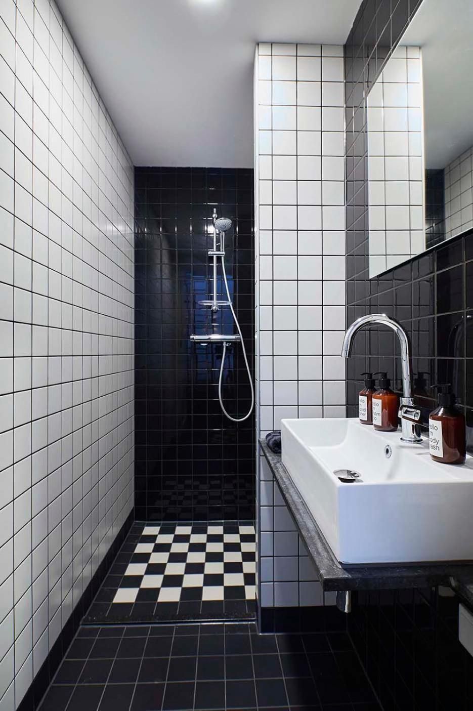 Double Room with Shared Toilet