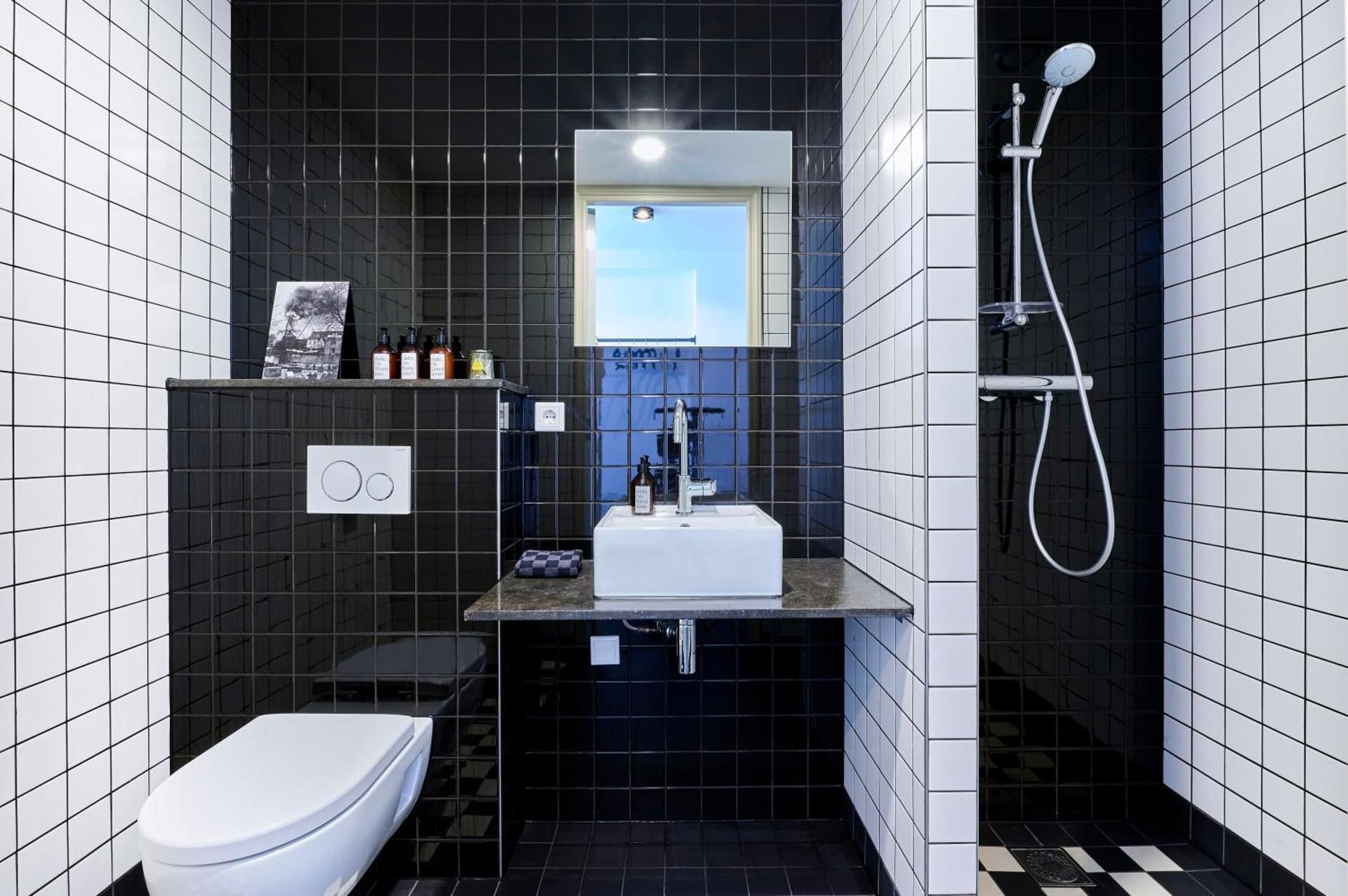 Single Room With Private Bathroom