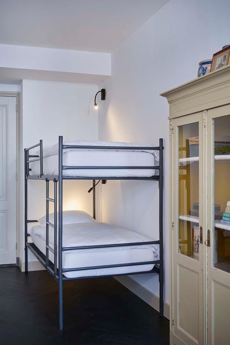 Bed in 6-Bed Mixed Dormitory Room