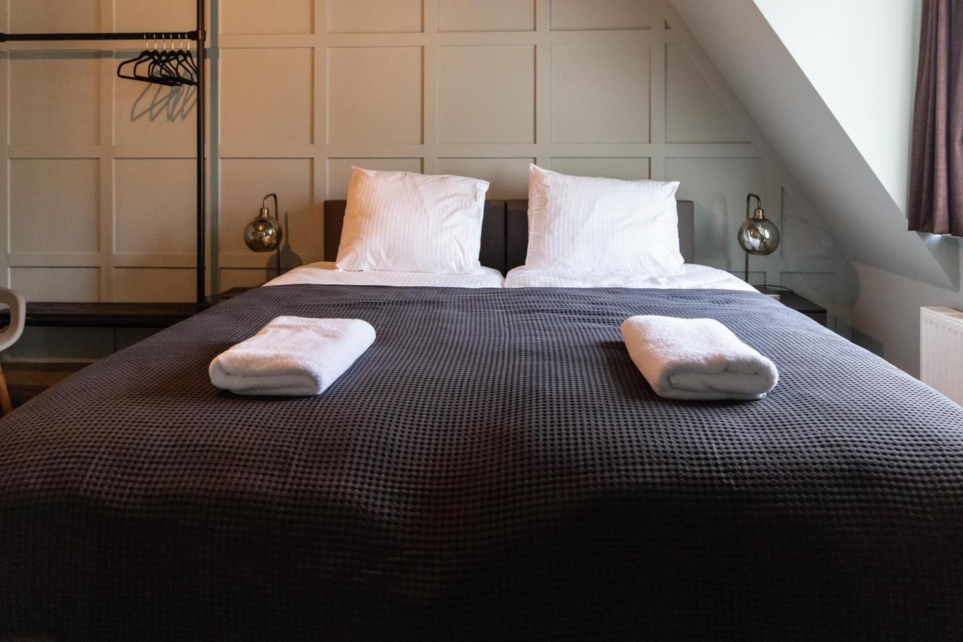 Standard Double Suite
