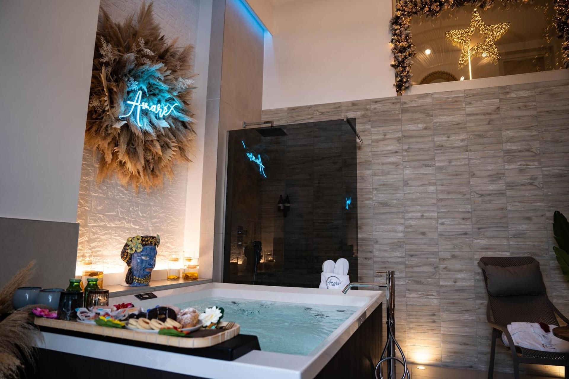 Amare Luxury Suite And Room Vista Mare Suite with Spa Bath 2