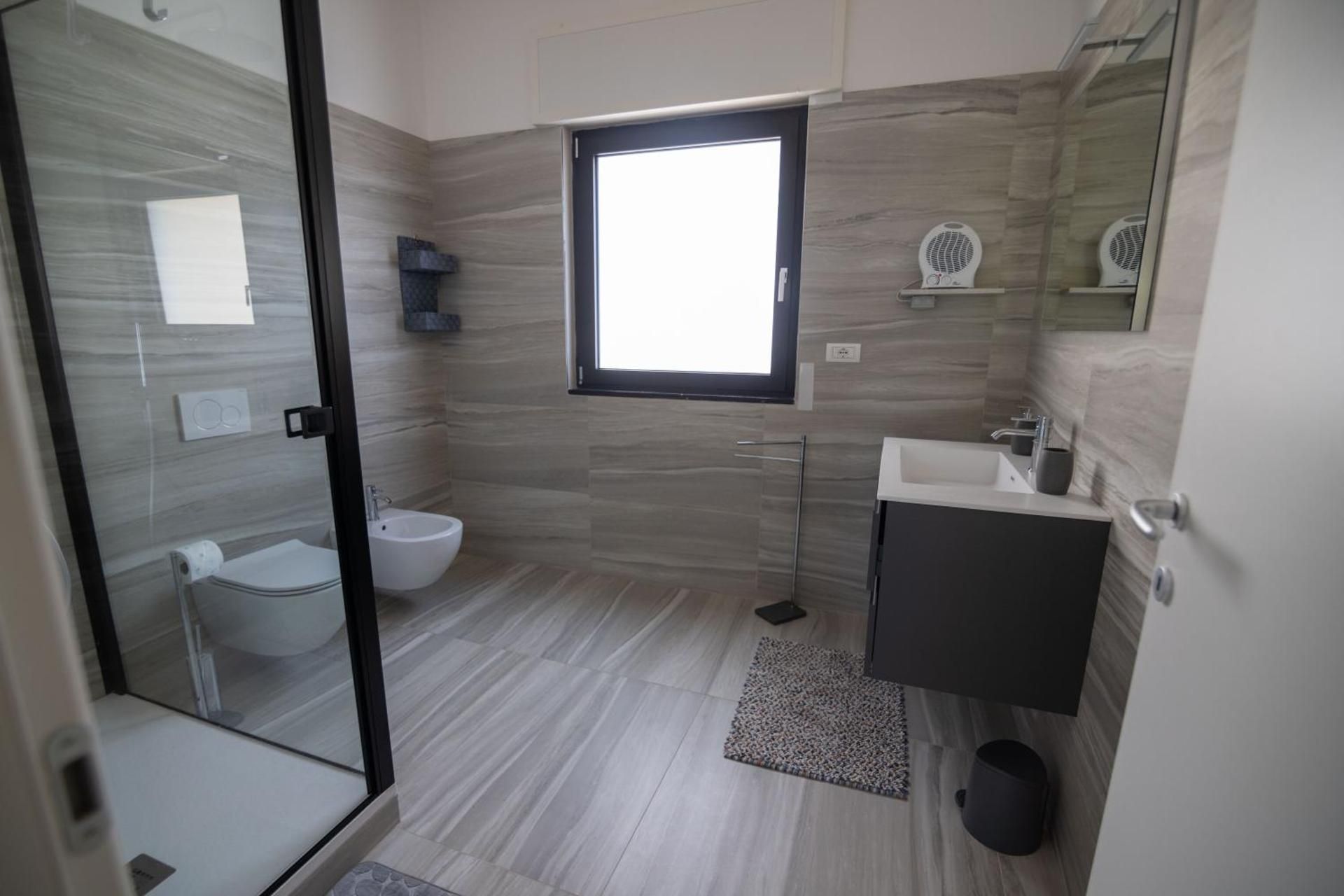 Deluxe Double Room with Extra Bed