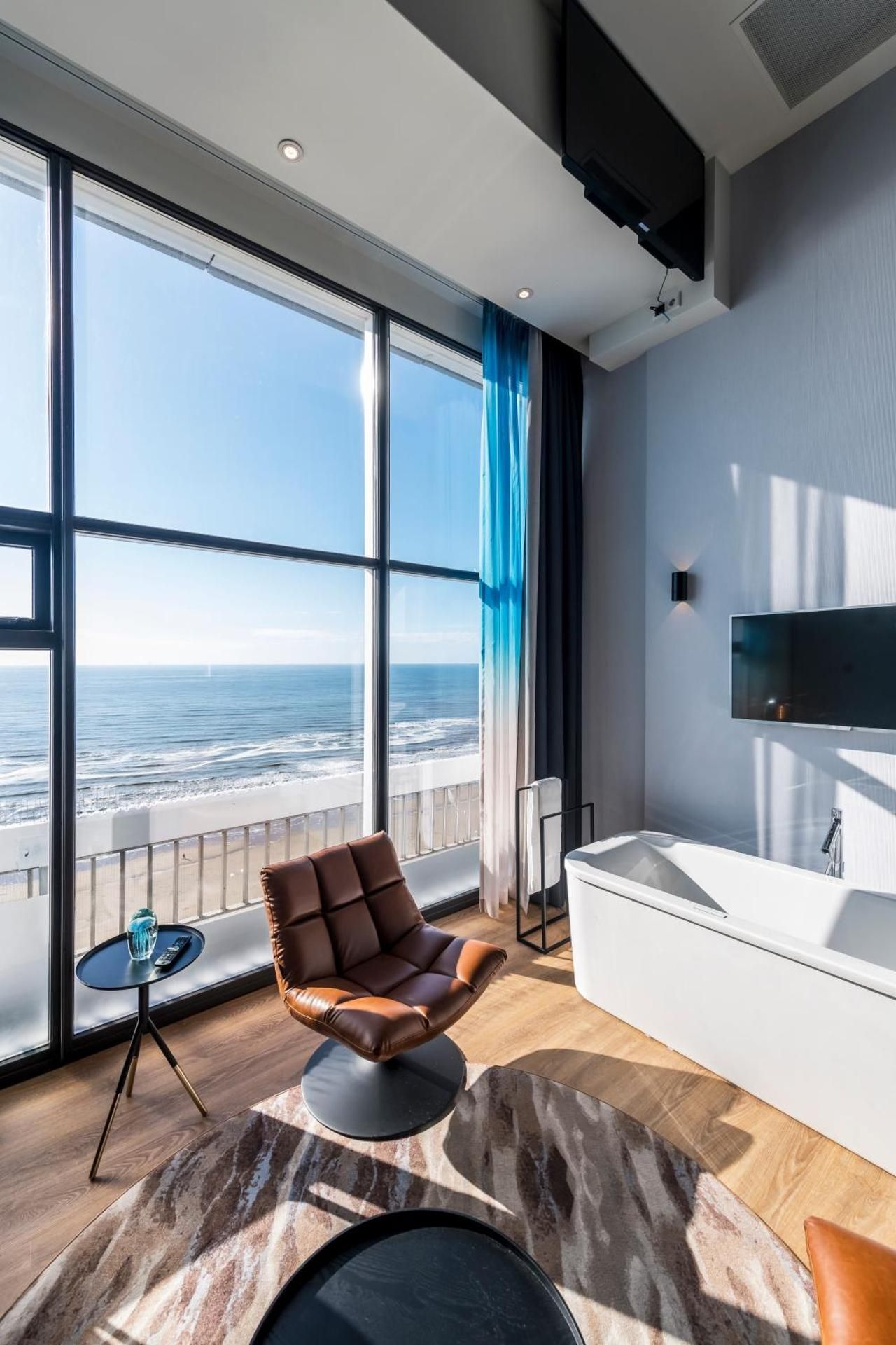Loft 18K1 full sea view and with bathtub