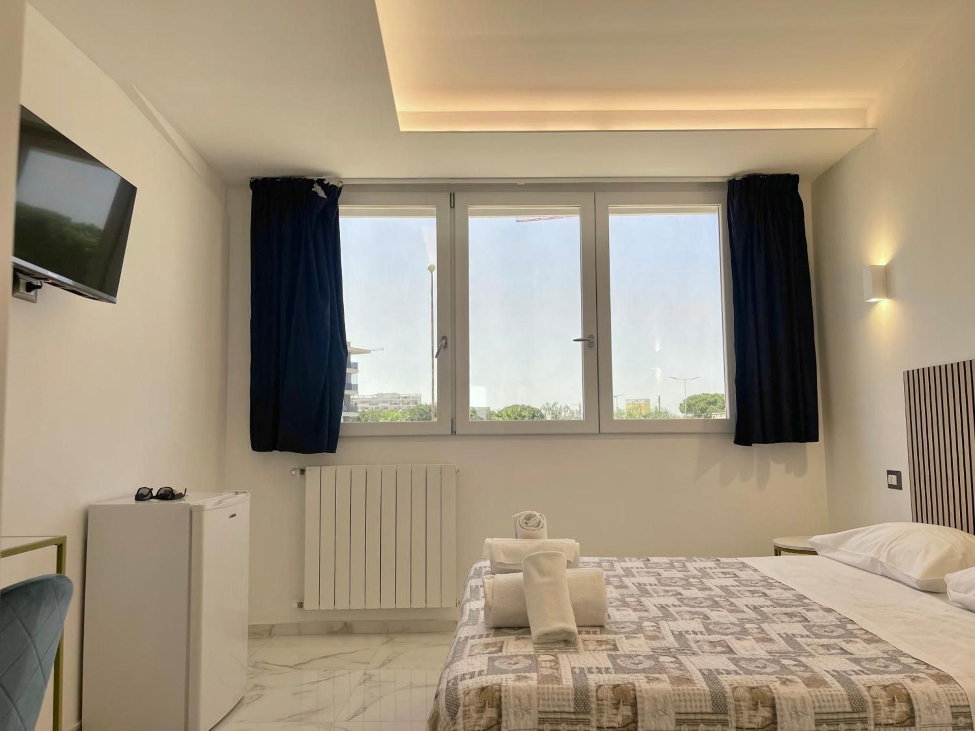 Large Double Room