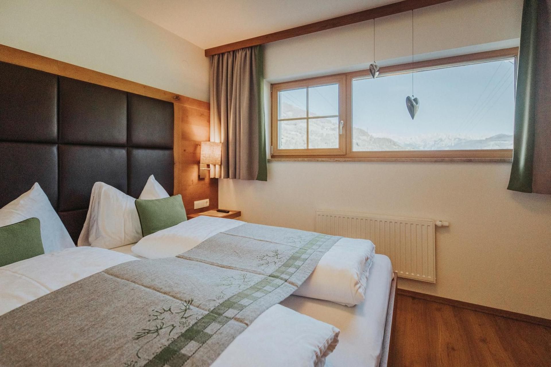 Deluxe Two-Bedroom Apartment - Annex